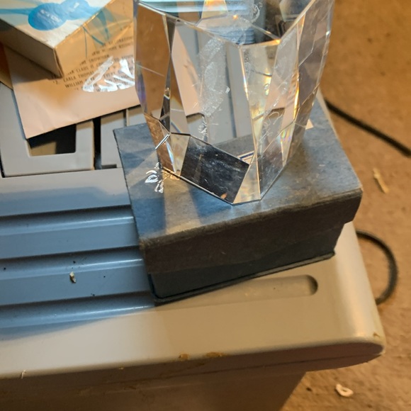 Crystal paper weight - Picture 2 of 5